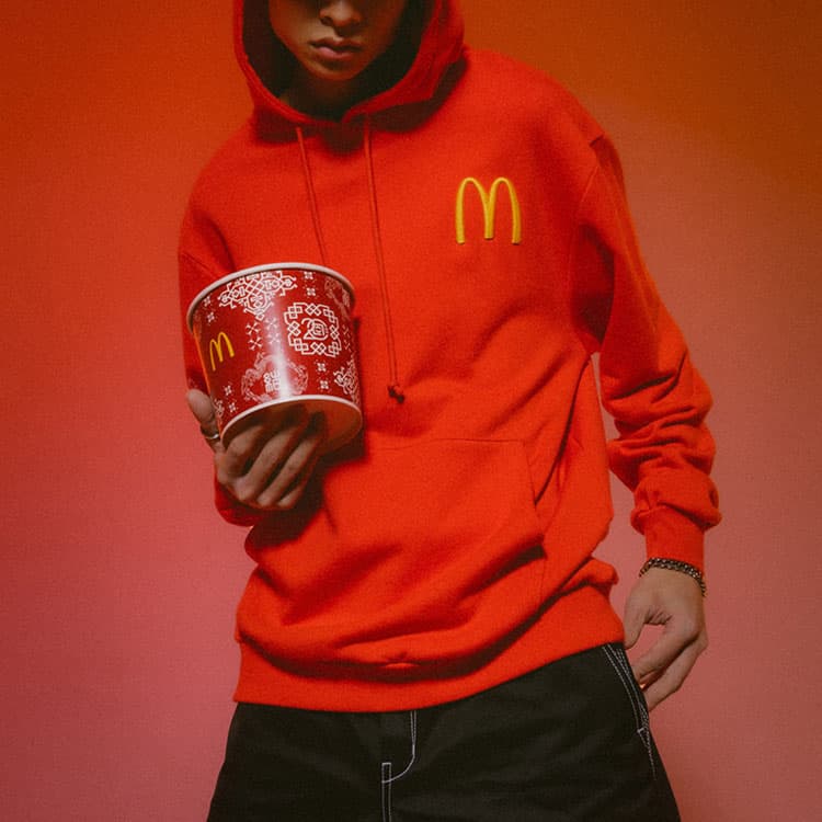 Кофта CLOT x McDonald’s SS23 Logo Sweatshirt - изображение 2