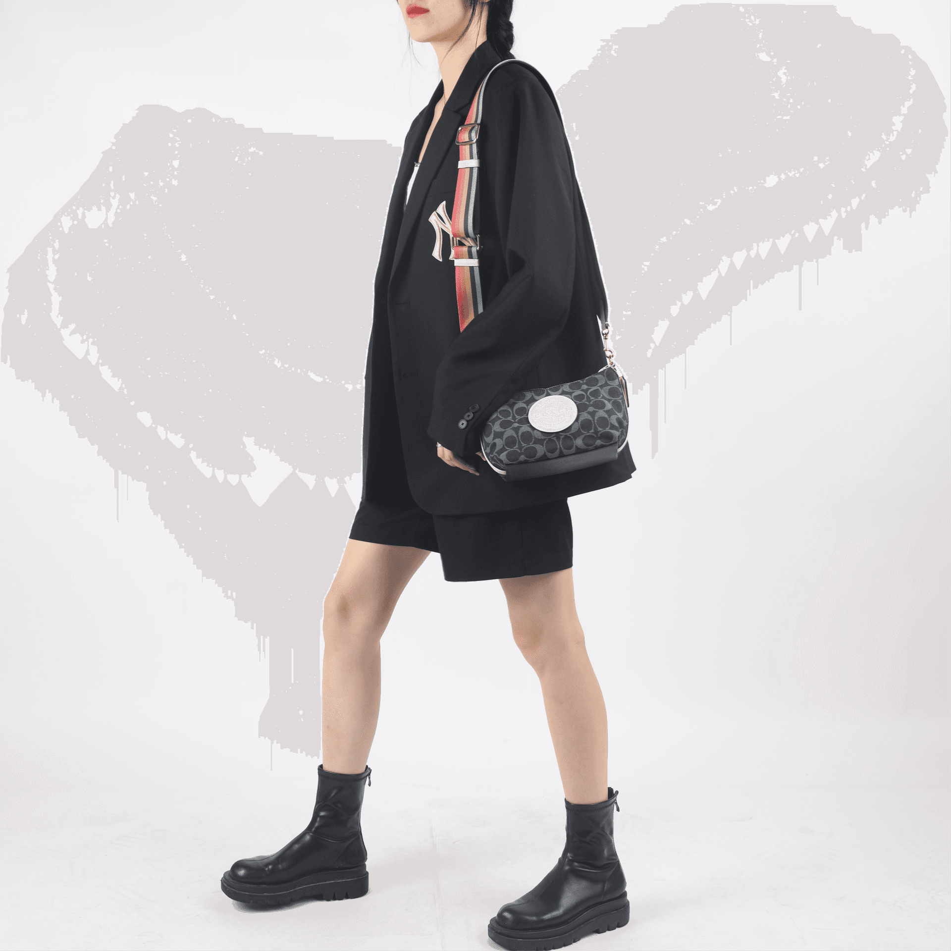 Сумка COACH Dempsey 18 Logo - изображение 6