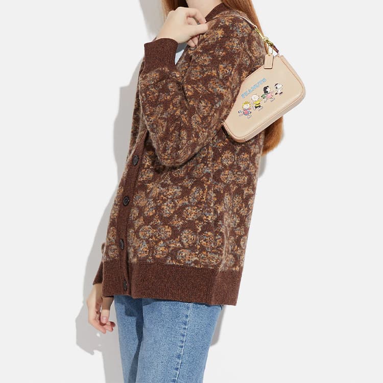 Мини-сумка COACH x Peanuts Nolita 19 - изображение 4