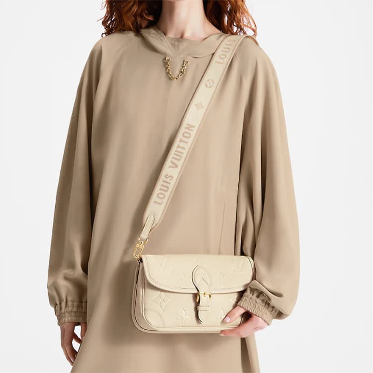 Сумка Louis Vuitton Diane Beige - изображение 7