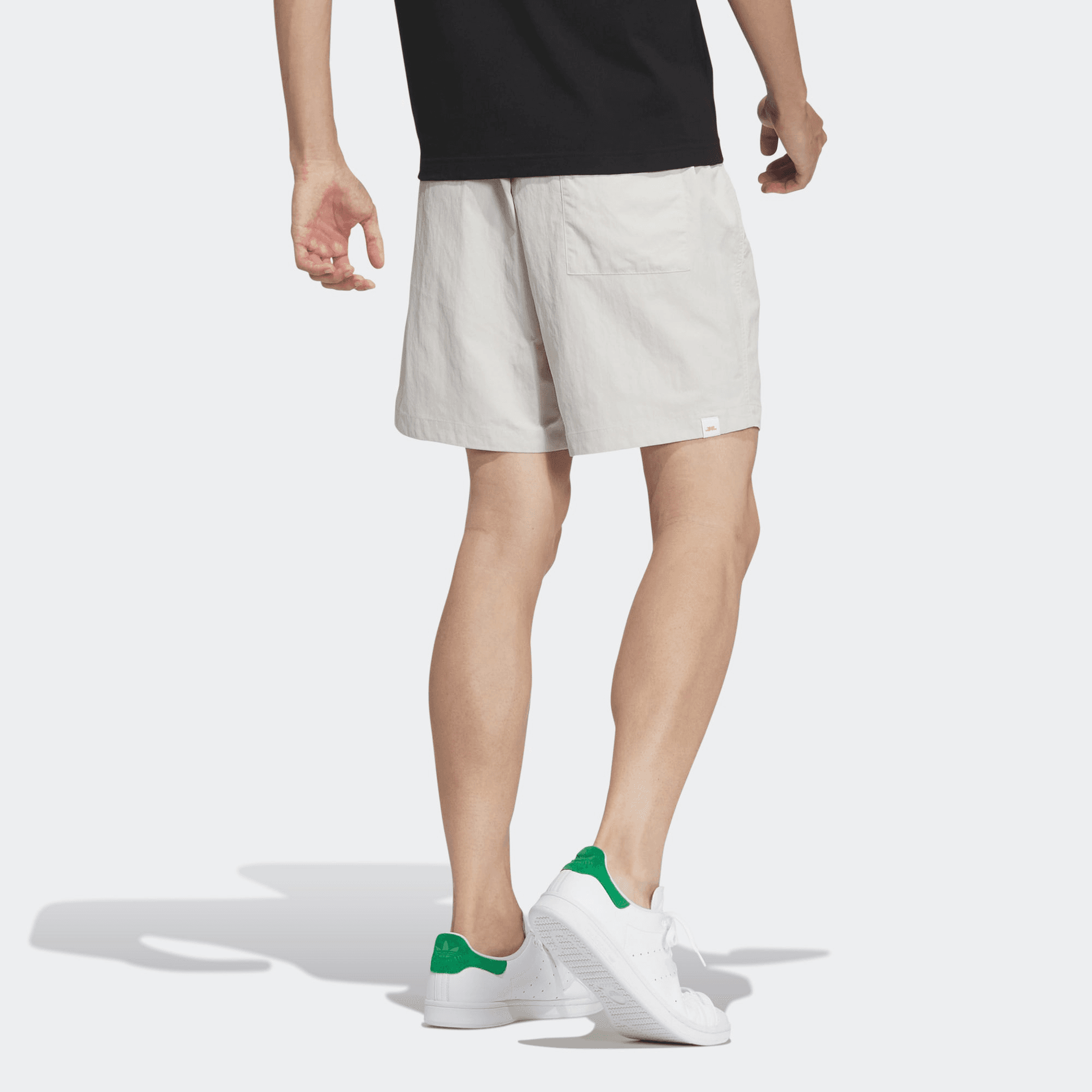 Тренировочные штаны adidas originals x Monkey Kingdom Woven Shorts Logo - изображение 3