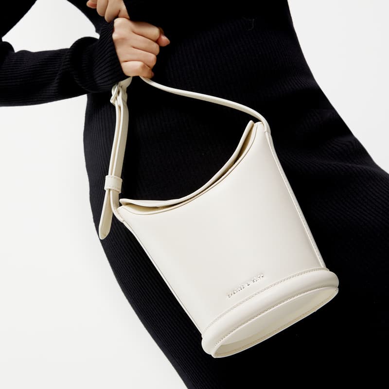 Сумка через плечо CHARLES&KEITH - изображение 4