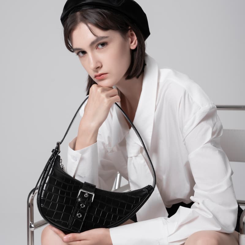 Мини-сумка INJOYLIFE Crescent Shoulder Bag Black - изображение 4