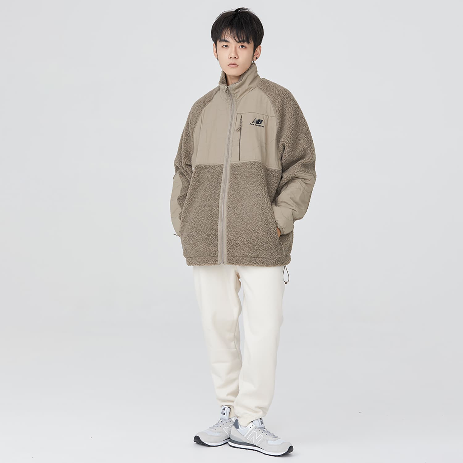 Куртка New Balance Logo - изображение 3