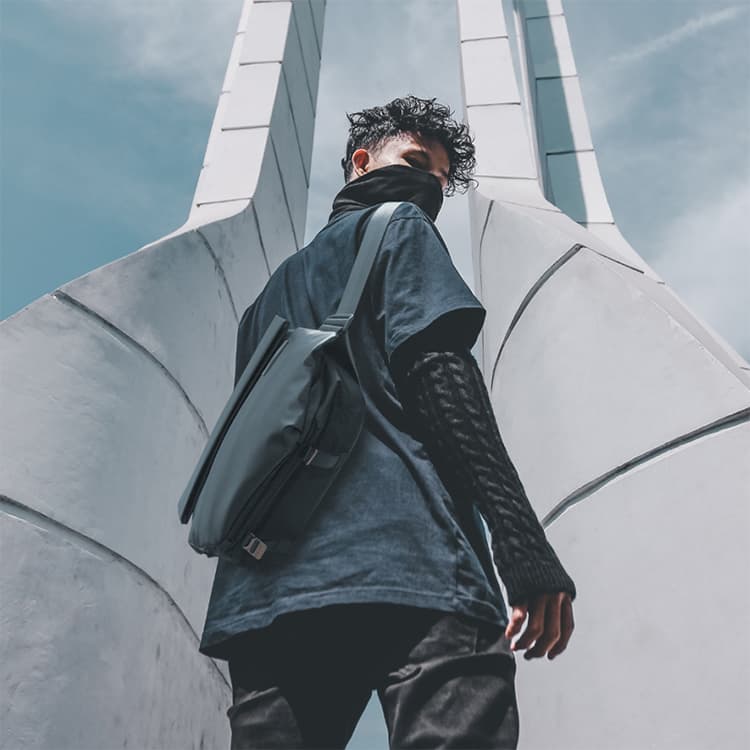 Сумка через плечо NIID Black Label R1 Messenger Bag - изображение 2