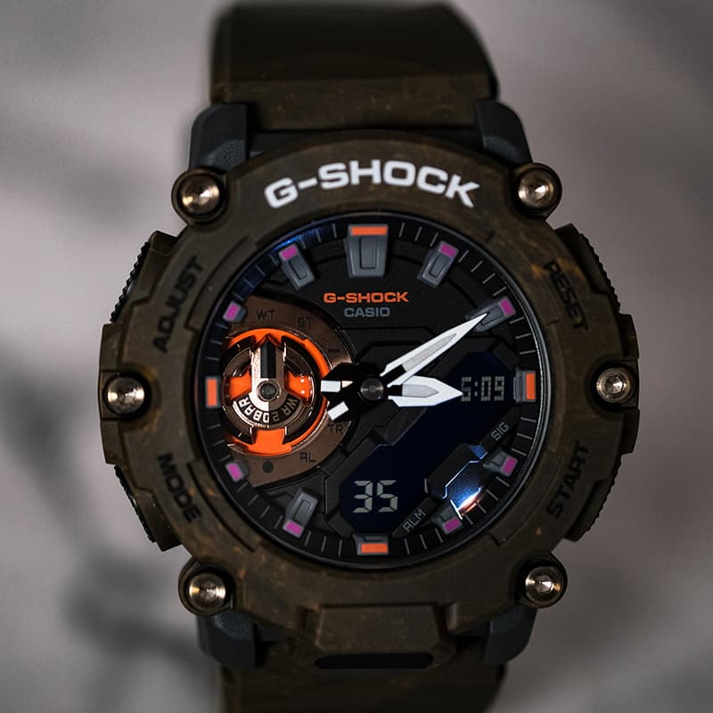 Часы Casio G-Shock GA-2200MFR-5APR - изображение 5