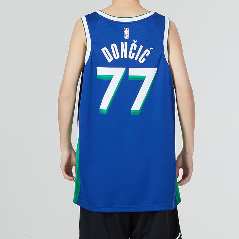 Баскетбольная майка Nike Dal Mnk Df Swgmn Jsy Ce 22 Logo 77 - изображение 4