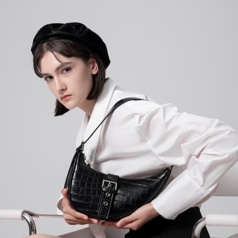 Мини-сумка INJOYLIFE Crescent Shoulder Bag Black - изображение 3