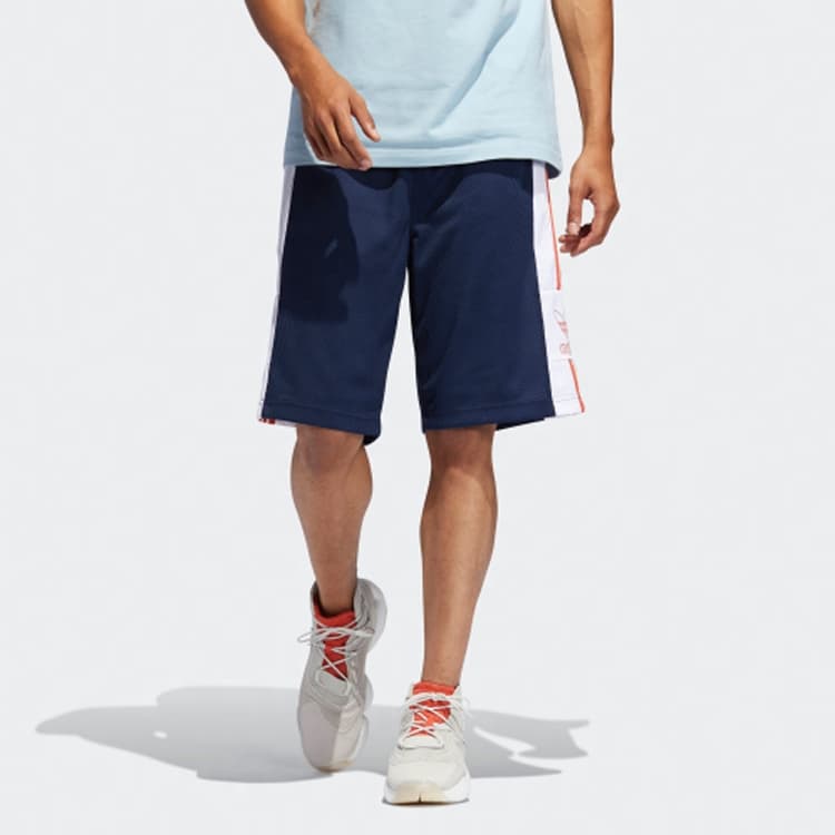 Шорты adidas Originals - изображение 3