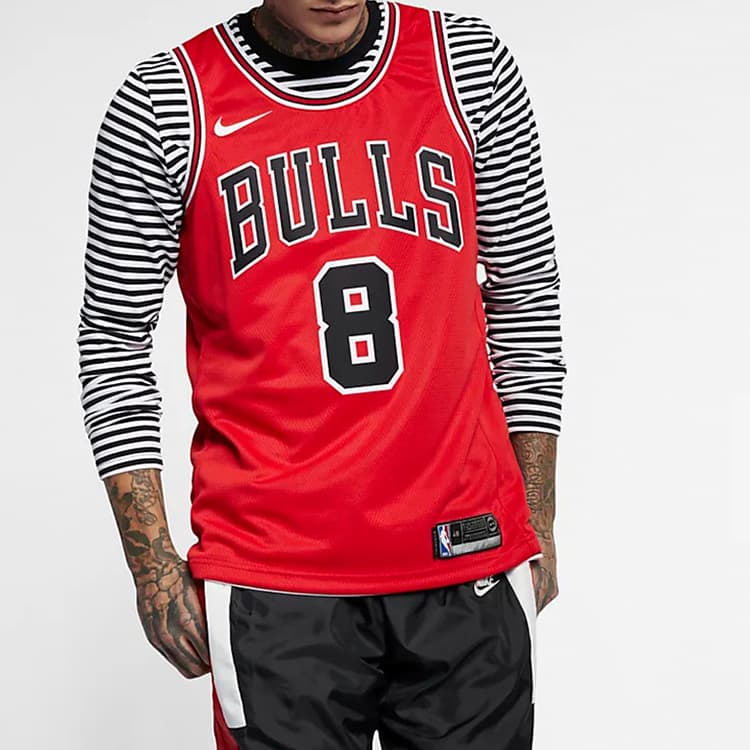 Баскетбольная майка Nike NBA SW 8 - изображение 3