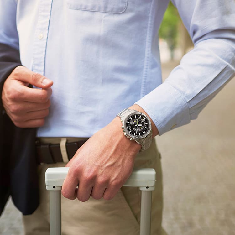 Часы CASIO EDIFICE EQB-900D-1APR - изображение 2