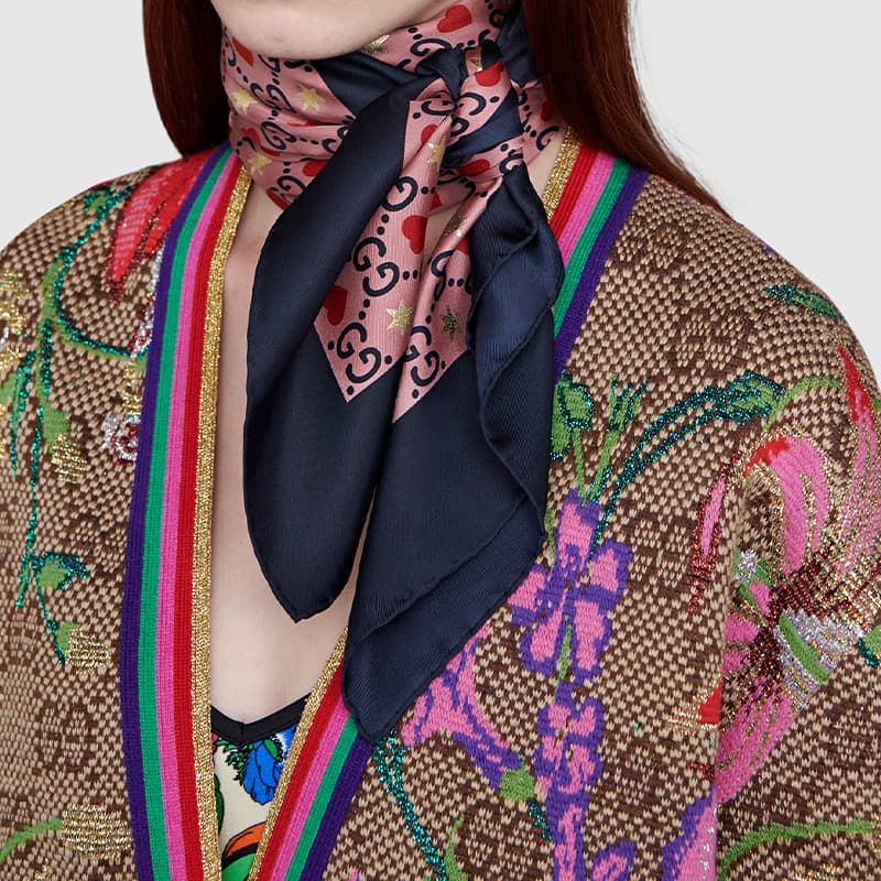 Платок Gucci Silk Scarf Pink GG - изображение 4