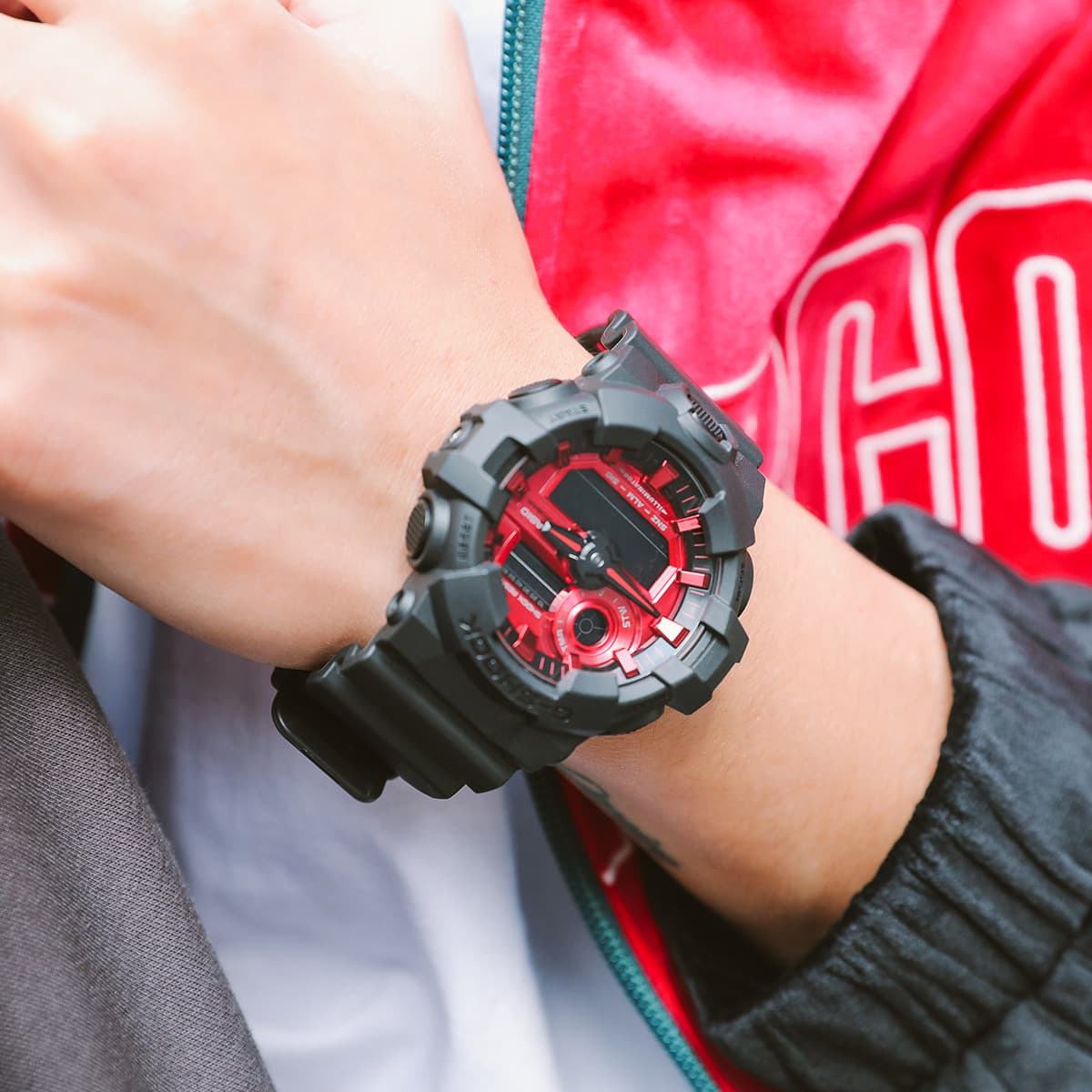 Часы Casio G-Shock GA-700AR-1APR - изображение 5