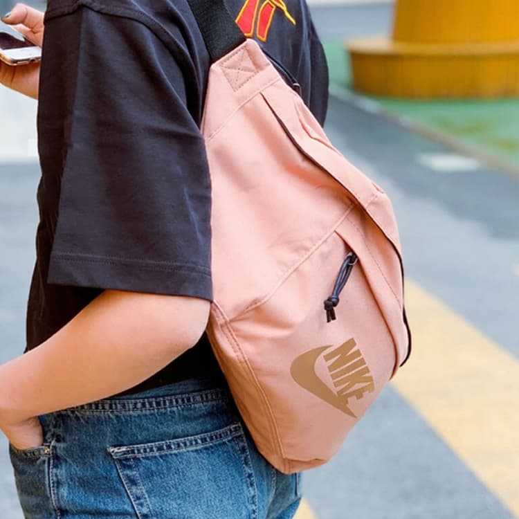 Поясная сумка Nike Letter Print Zip Waist Bag Pink - изображение 6