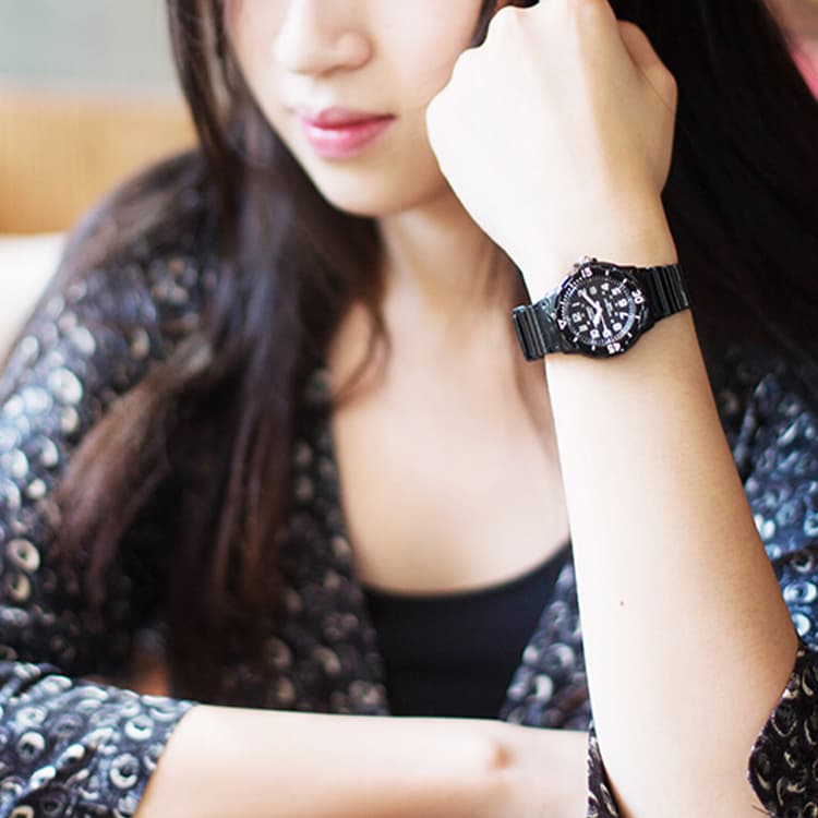 Часы Casio LRW-200H-1B - изображение 5