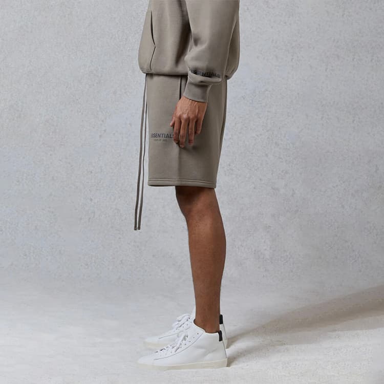 Шорты Fear of God Essentials Sweat Shorts Taupe - изображение 5