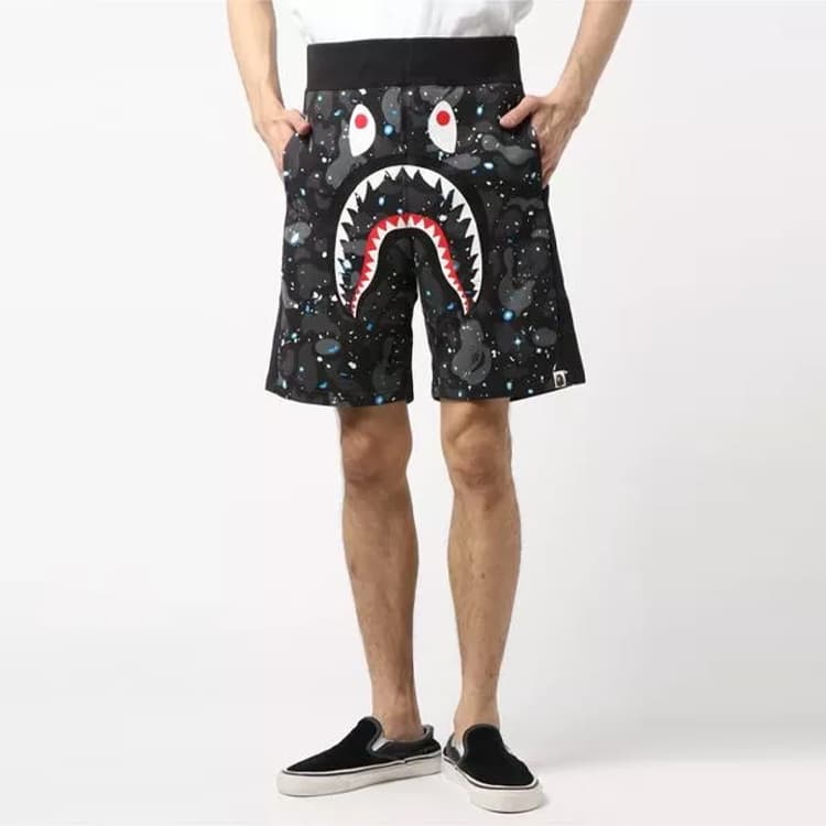 Шорты A BATHING APE Space Camo Shark Sweat Shorts - изображение 4
