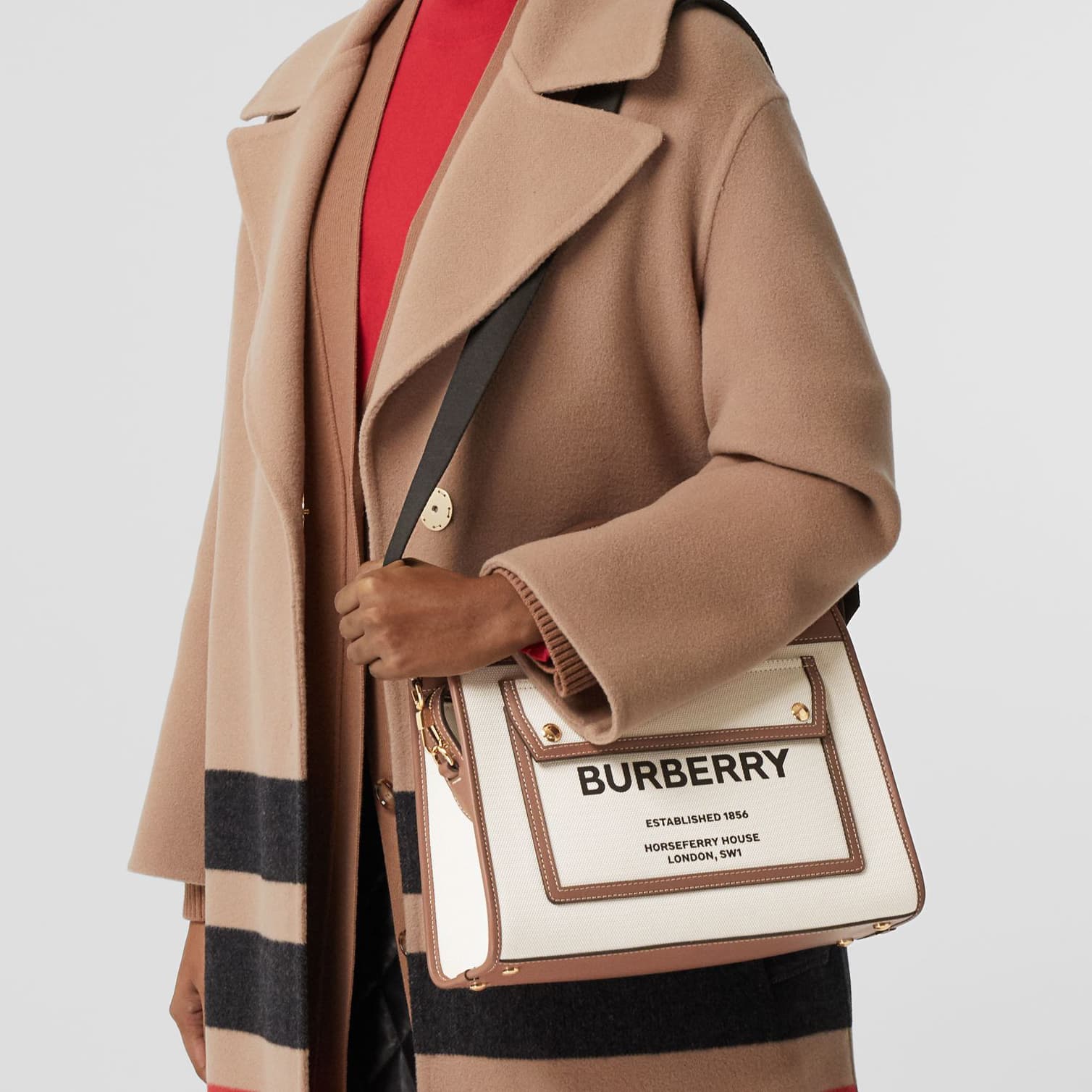Сумка Burberry Pocket Bag - изображение 6