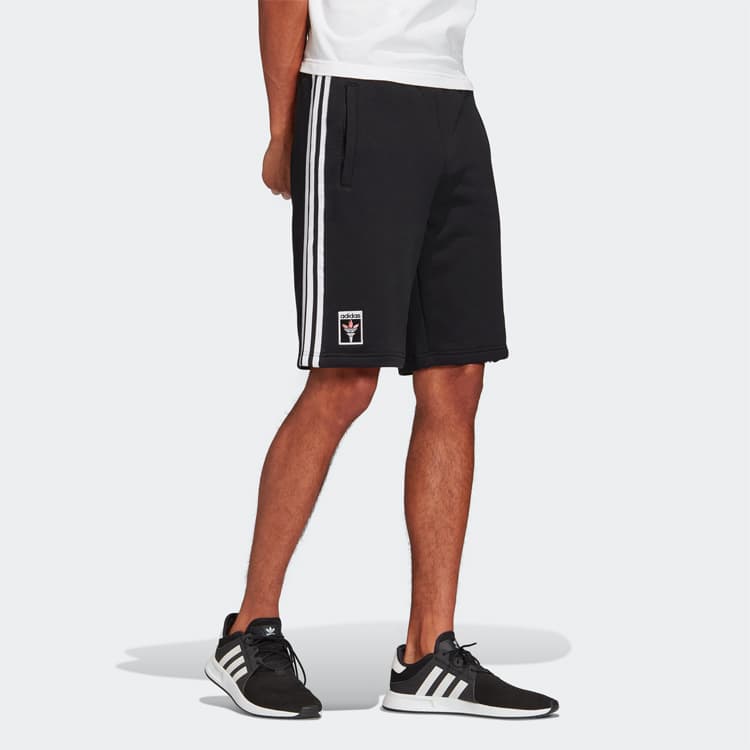 Шорты adidas originals - изображение 3