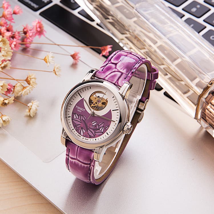 Часы TISSOT 35mm T050.207.16.031.00 - изображение 8