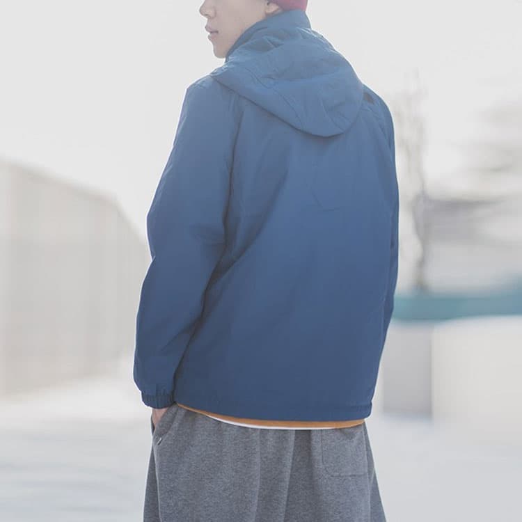 Демисезонная куртка THE NORTH FACE - изображение 3