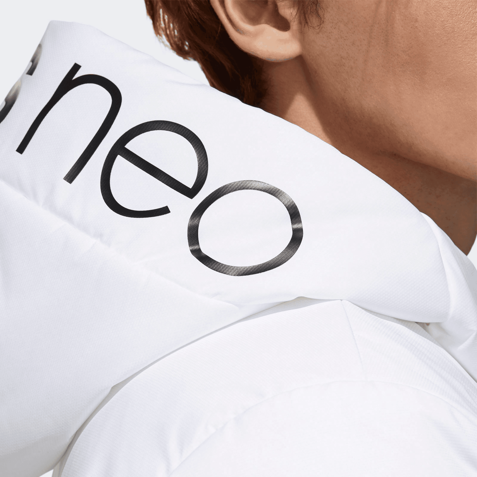 Зимняя куртка adidas Neo - изображение 6