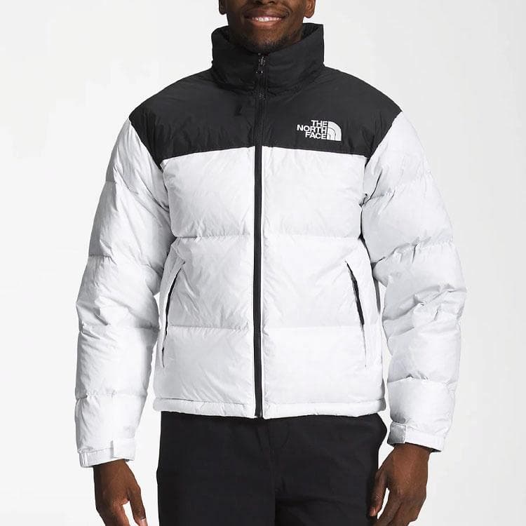 Зимняя куртка The North Face 1996 Retro Nuptse Jacket White - изображение 3