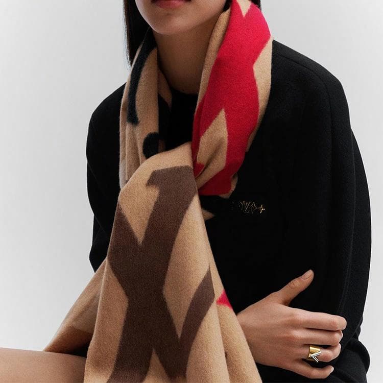 Шарф Louis Vuitton The Ultimate Scarf Beige - изображение 3