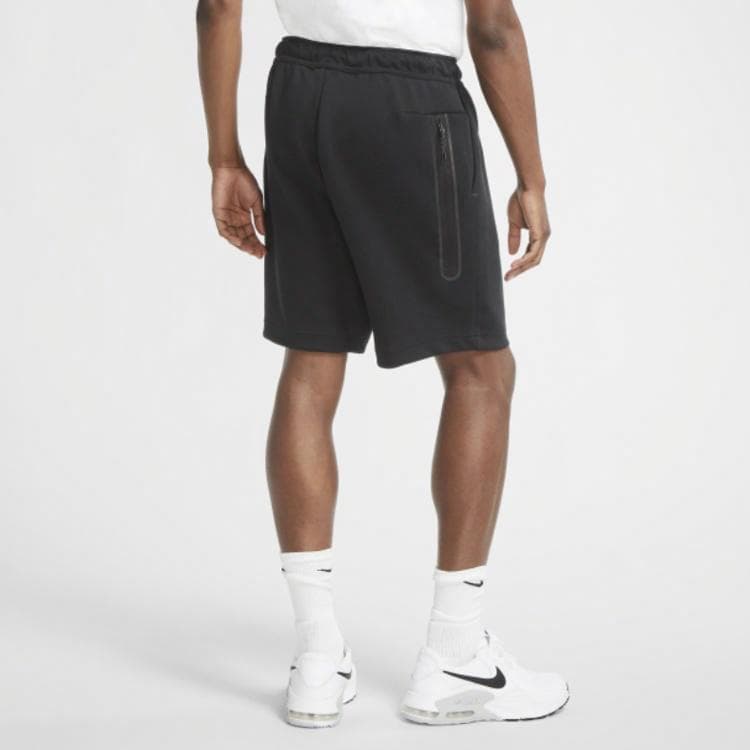 Тренировочные штаны Nike Sportswear Tech Fleece Shorts Black - изображение 4