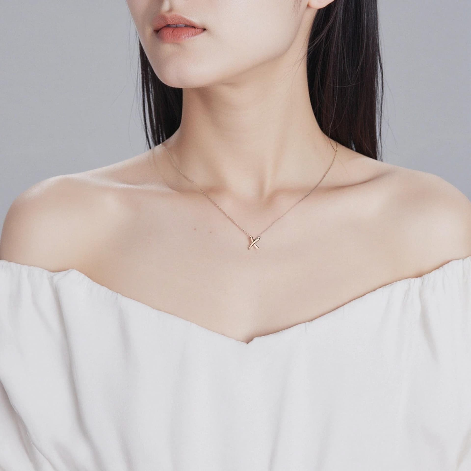 Ожерелье Tiffany & Co. X Pendant Necklace Rose Gold - изображение 4