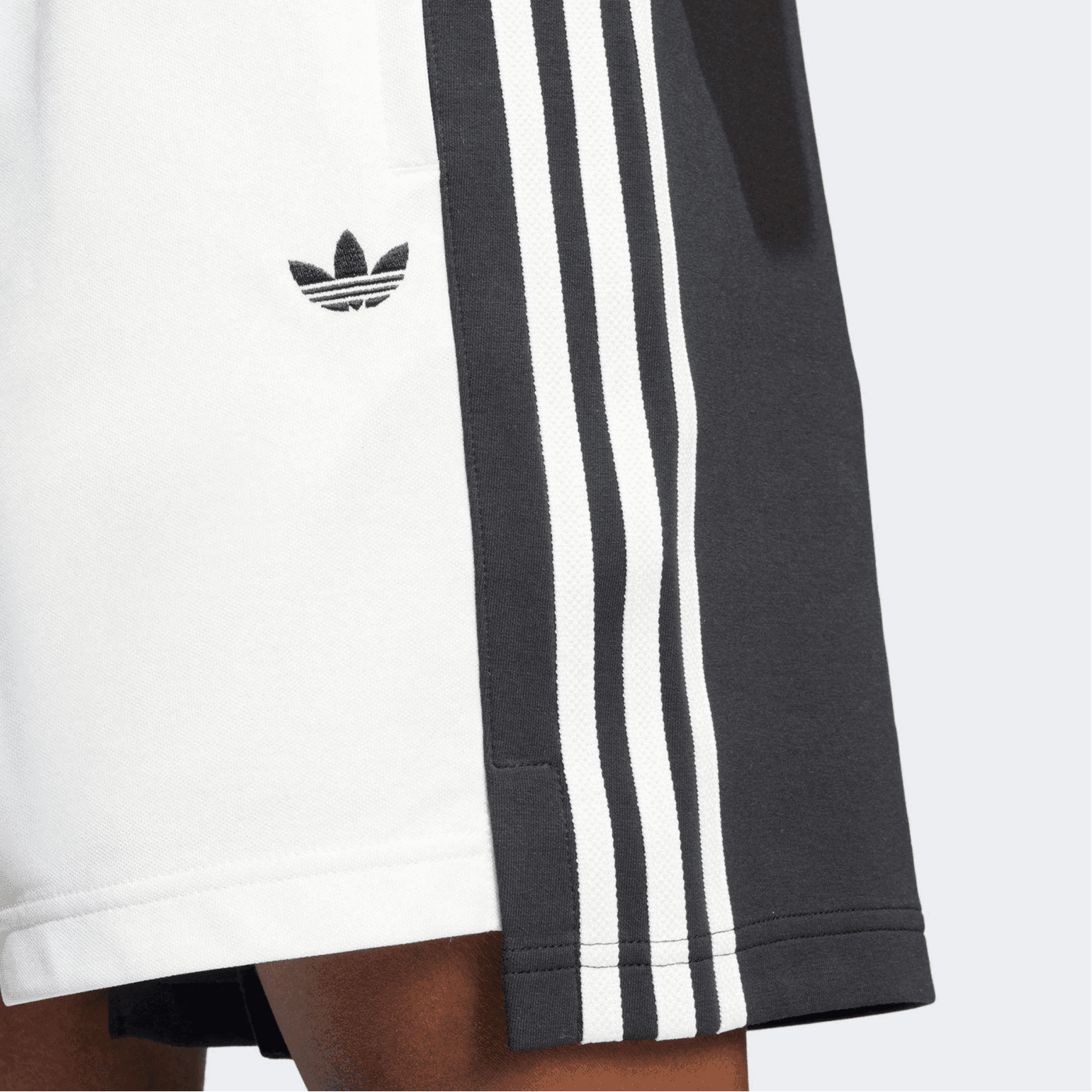 Тренировочные штаны adidas Originals SS25 Striped Shorts White Black - изображение 5