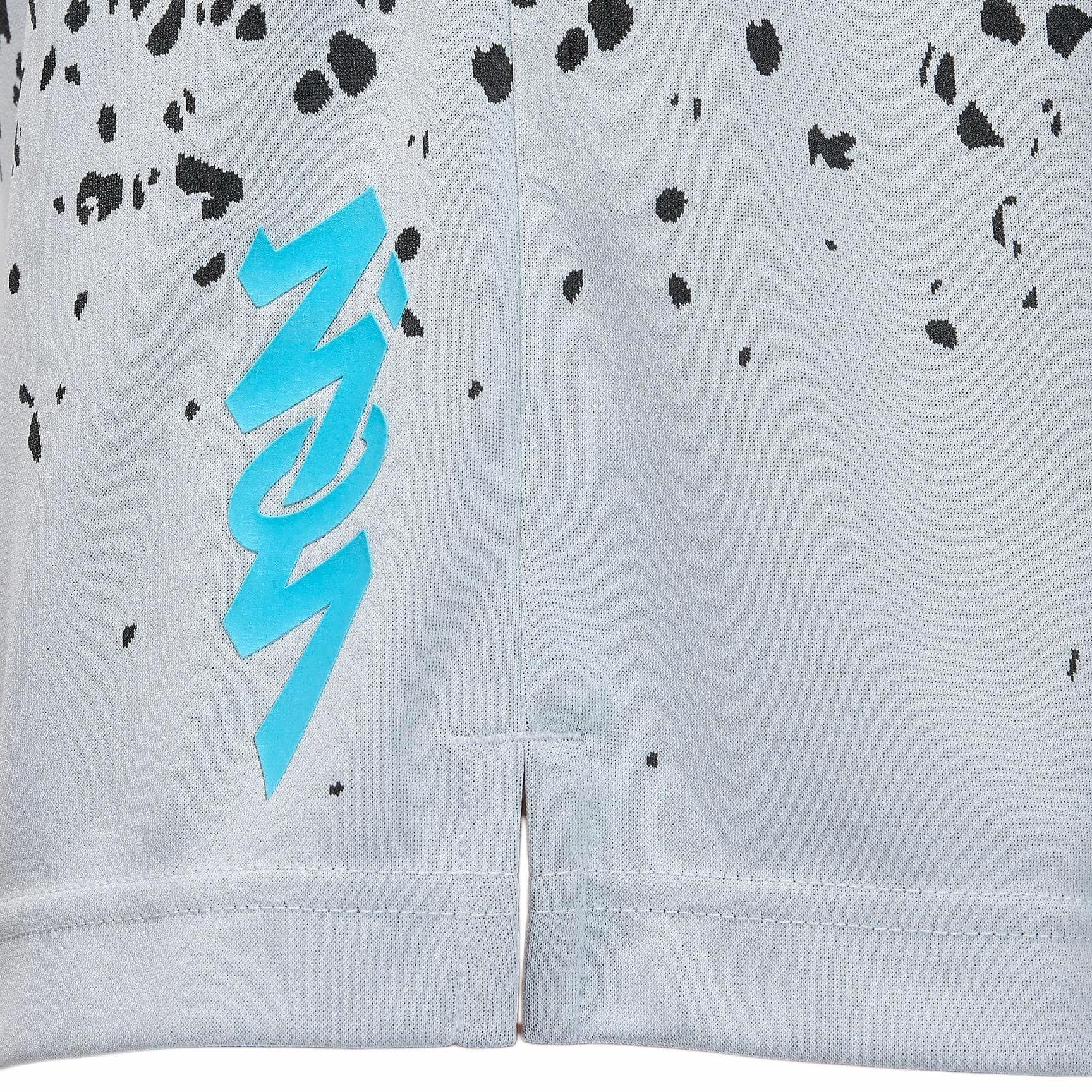 Тренировочные штаны Jordan Zion Soccer Grey Shorts - изображение 3