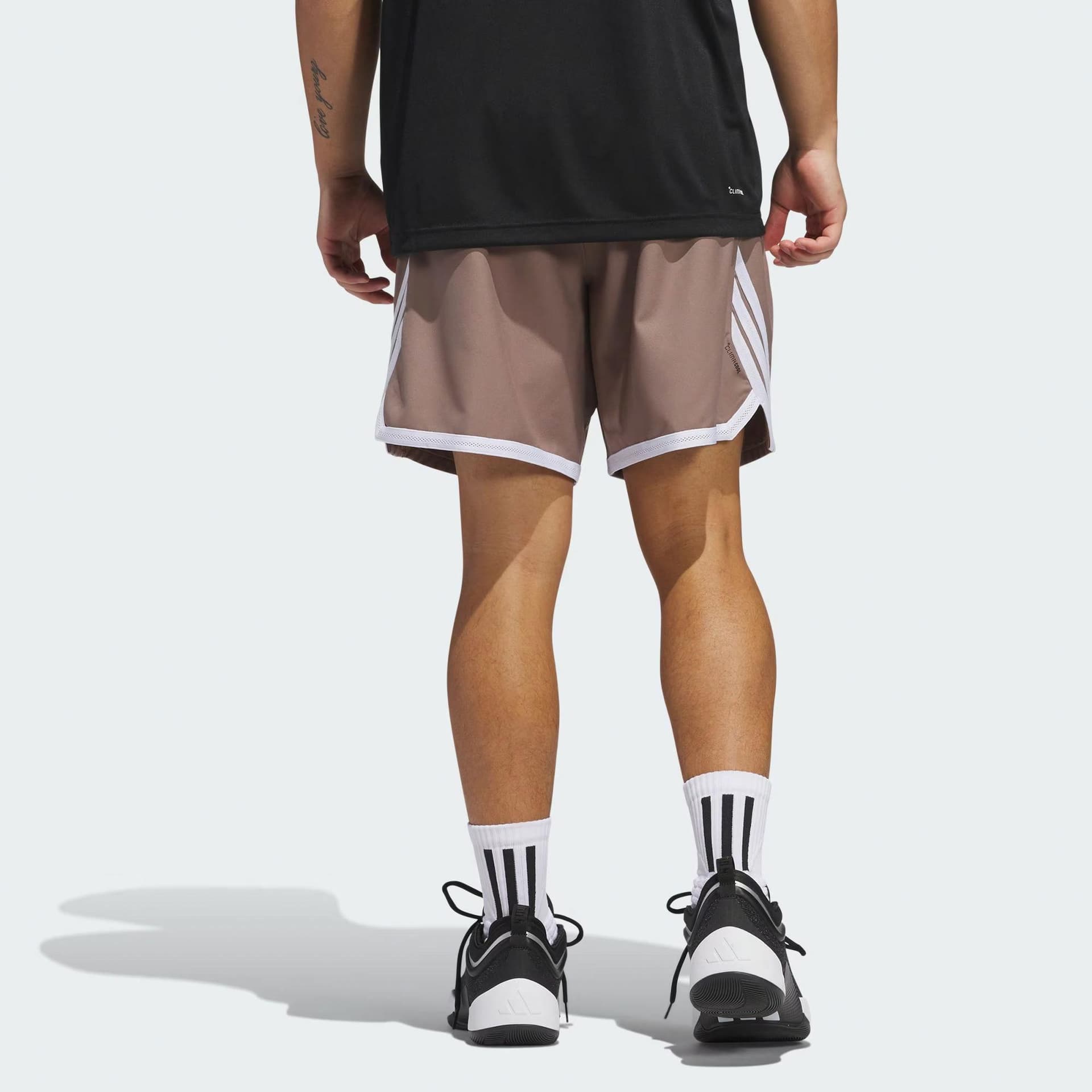 Баскетбольные шорты adidas SS25 Crazy Lite - изображение 3