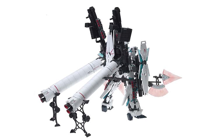 BANDAI MG 1100 1 UC 18cm - изображение 4