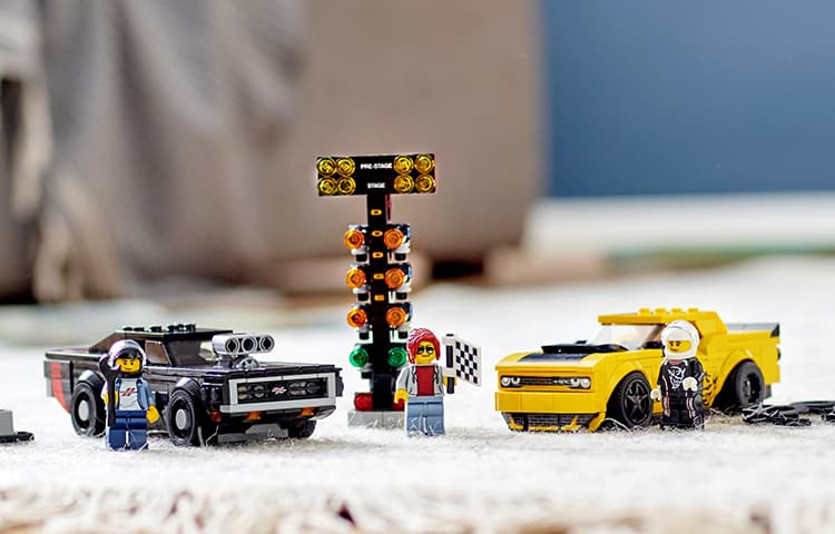 Конструктор LEGO 2018 Dodge Challenger SRT Demon1970 Dodge Charger RT 75893 - изображение 4