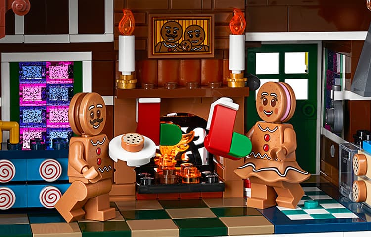 Конструктор LEGO icons Gingerbread House 10267 - изображение 4