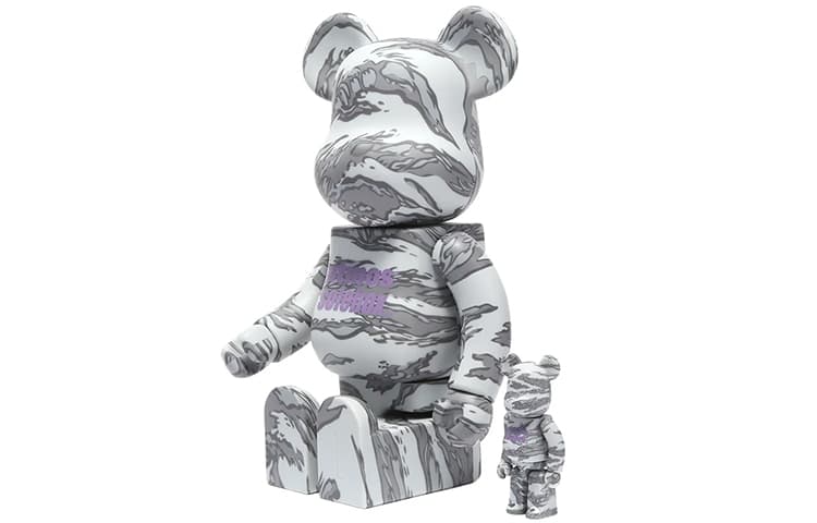 Фигурка atmos x solebo x BERBRICK 100+400 - изображение 4