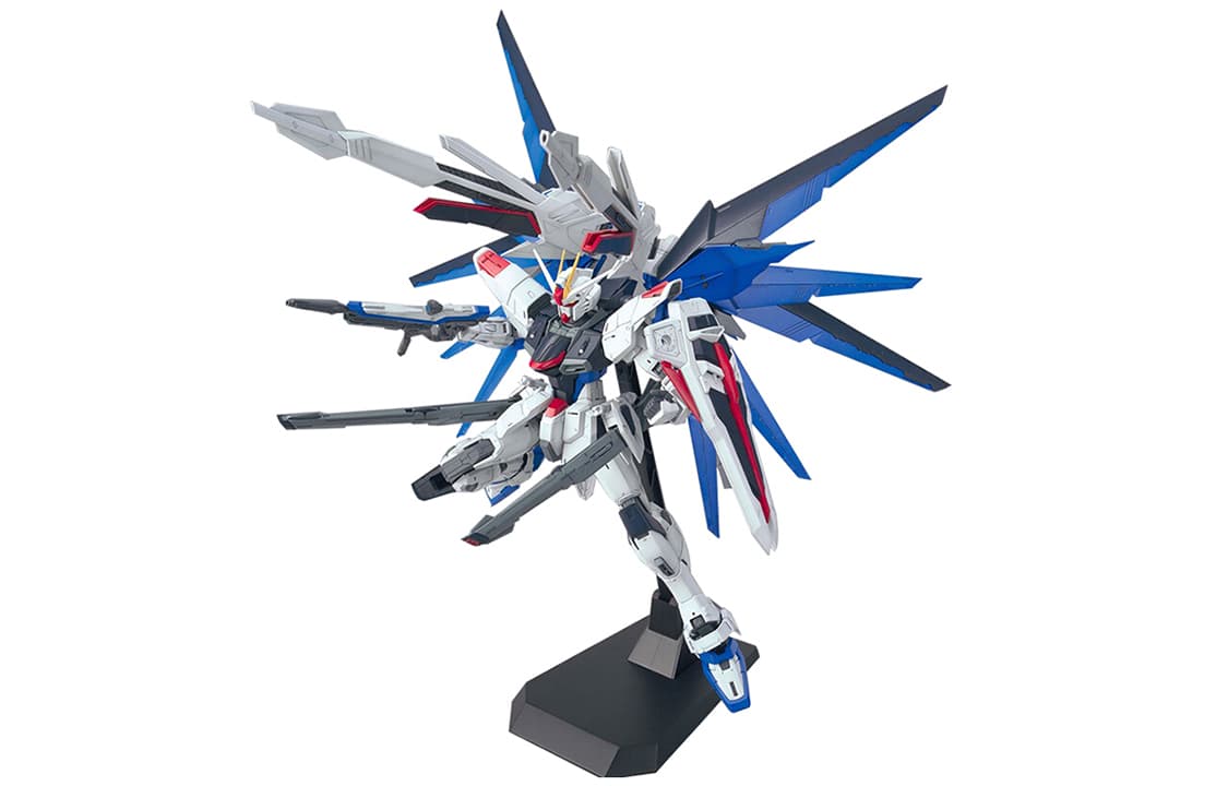 BANDAI MG Freedom Gundam 2.0 - изображение 4