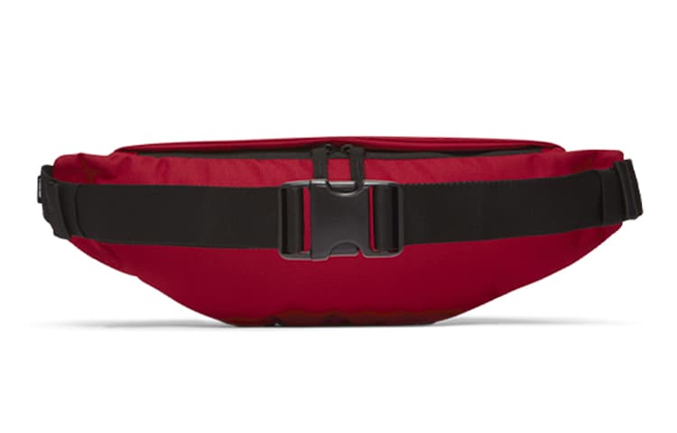 Поясная сумка Nike LFC Waist Bag - изображение 4