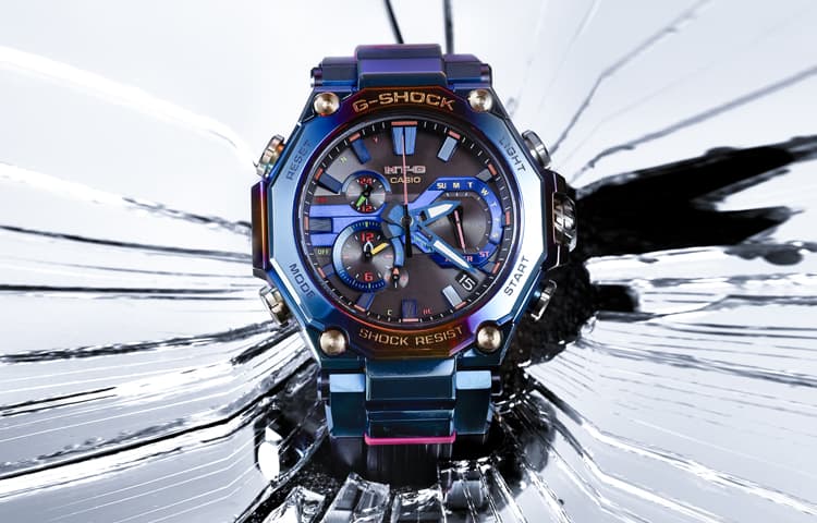 Часы G-SHOCK MTG 3G MTG-B2000PH-2APR-person - изображение 6