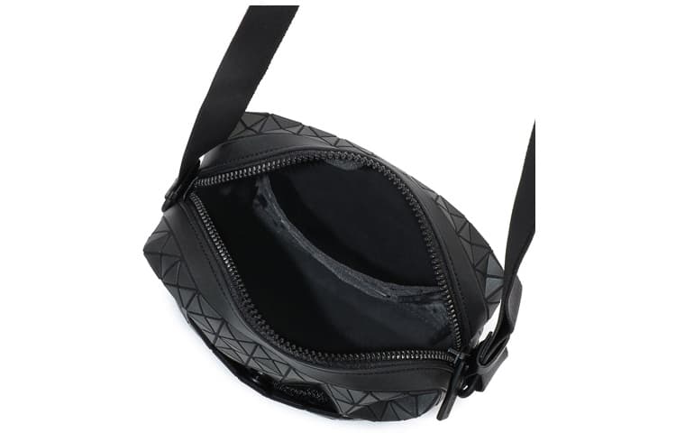 Сумка через плечо Issey Miyake Voyager Black - изображение 4