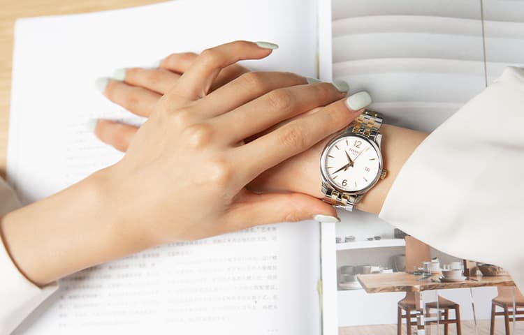 Часы TISSOT 30 42mm T063.210.22.037.00 - изображение 5