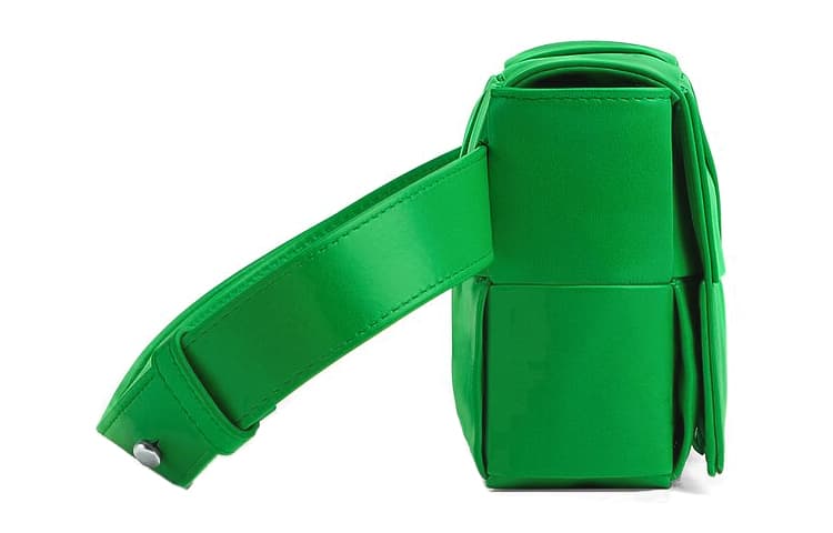Сумка через плечо Bottega Veneta Cassette Belt Parakeet Green - изображение 3