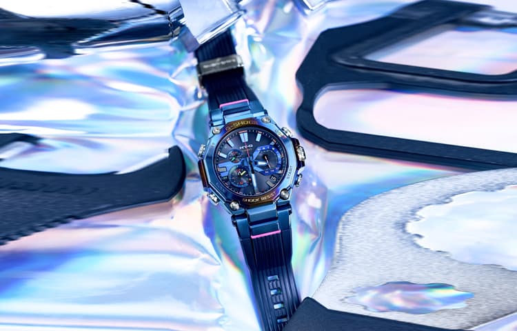 Часы G-SHOCK MTG 3G MTG-B2000PH-2APR-person - изображение 3