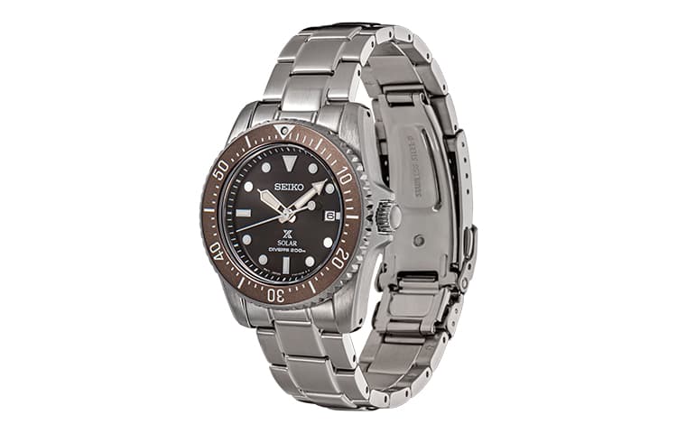Часы SEIKO 200 SNE571P1 - изображение 4