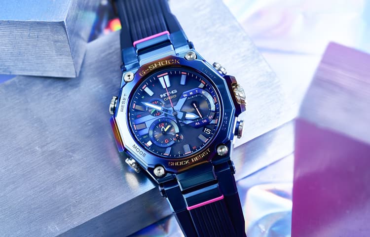 Часы G-SHOCK MTG 3G MTG-B2000PH-2APR-person - изображение 7