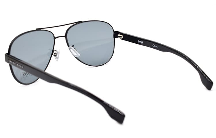 Солнцезащитные очки HUGO BOSS - изображение 3