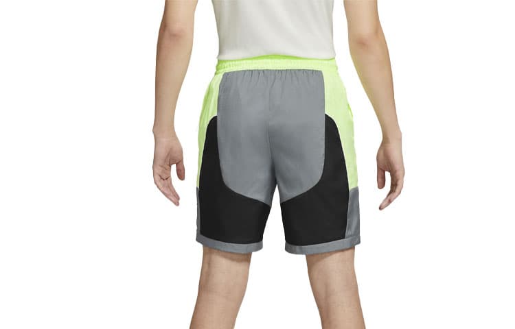 Тренировочные штаны Nike Throwback Shorts - изображение 2