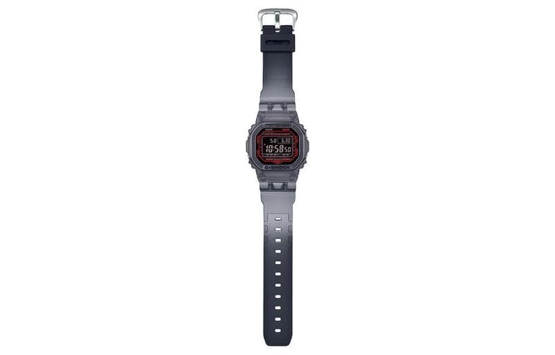 Часы CASIO G-SHOCK 48.9*42.8*13.4mm DW-B5600G-1JF - изображение 2