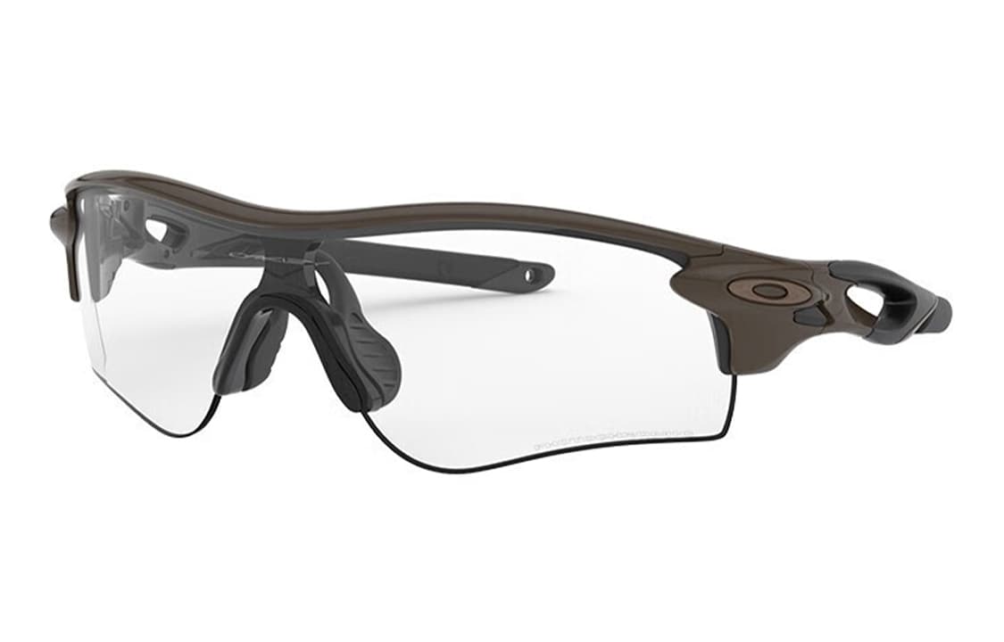 Солнцезащитные очки Oakley - изображение 1
